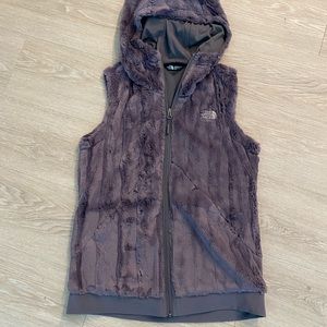 Like-new The North Face Fur Hooded Vest